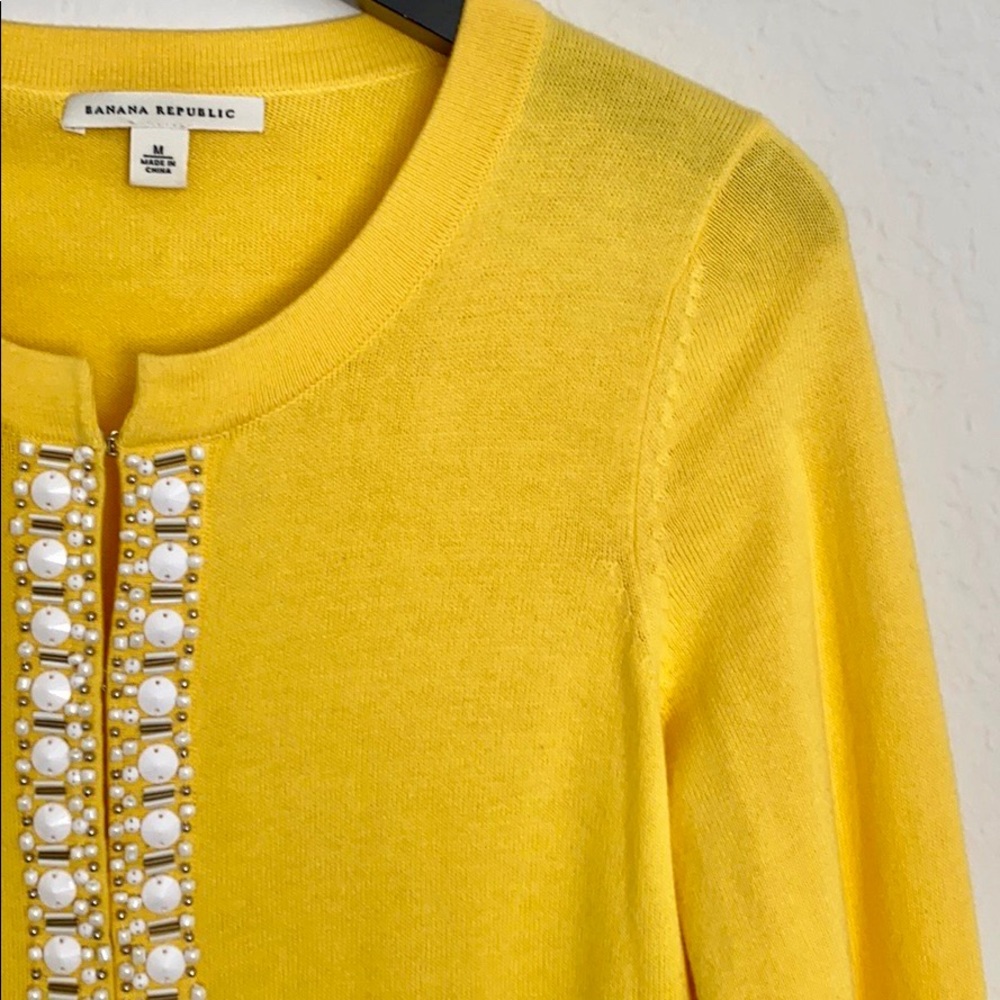 Banana Republic - Beaded Front Yellow Cardigan - Picture 4 of 5